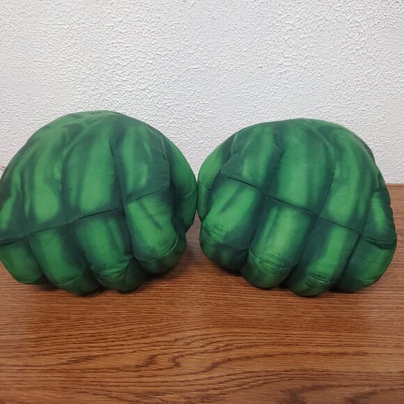Pretend Play Costumes Marvel Incredible Hulk Smash Big Hands Fists - Picture 1 of 7